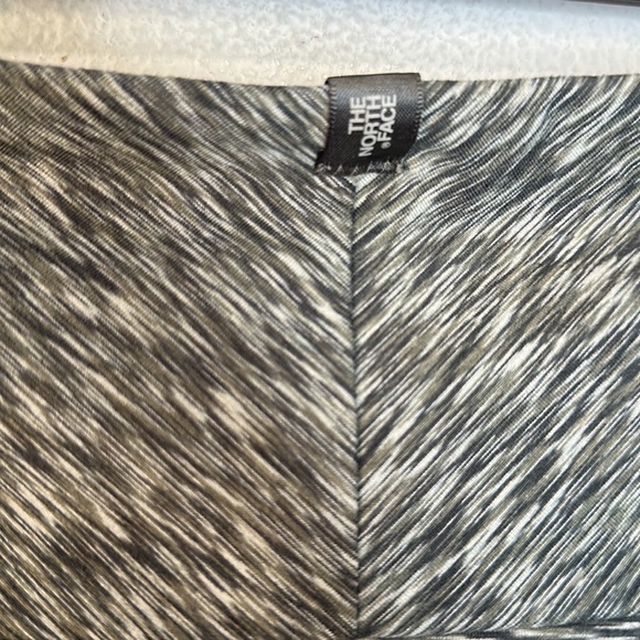 The north face space dye gray ruched skirt S - Picture 6 of 6